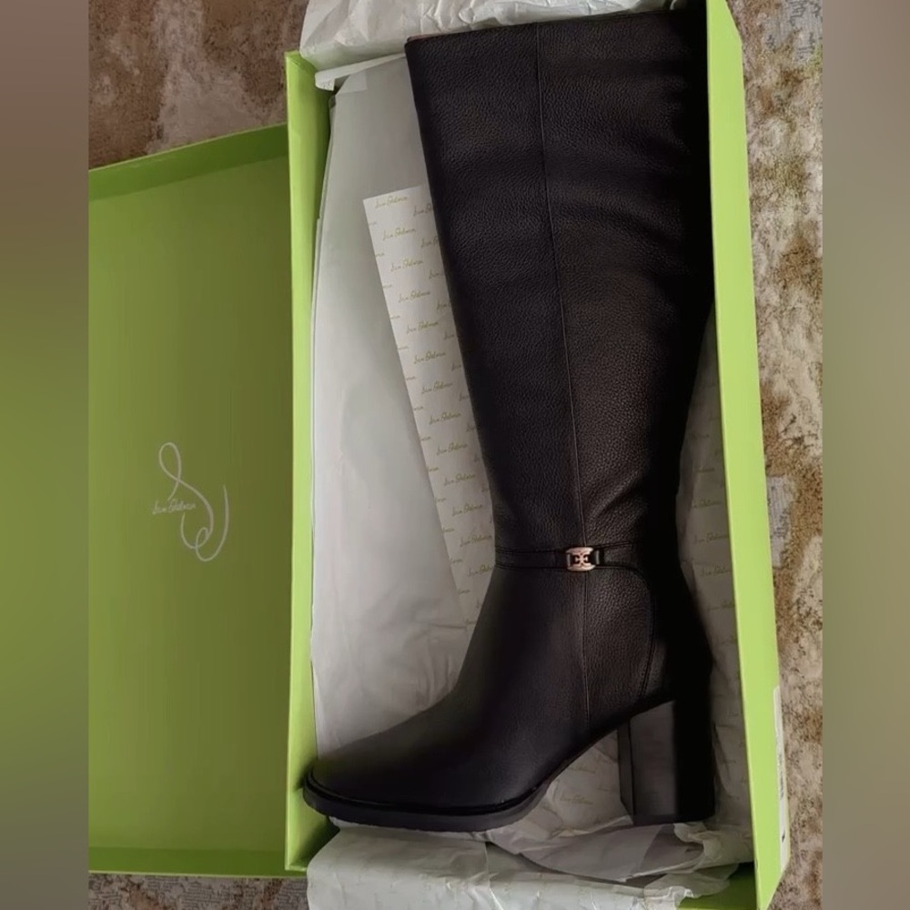 Brand NIB Sam Edelman Black Leather Knee-High Boots. (W10)